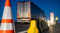 //inrorwxhlmlnlj5p.ldycdn.com/cloud/pkBpnKnklrSRmlronpiqkp/Reflective-Tape-Applications-For-Road-Safety.jpg