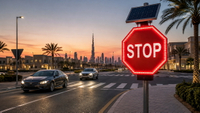 //inrorwxhlmlnlj5p.ldycdn.com/cloud/pmBpnKnklrSRmlpippllkp/Solar-LED-Stop-Sign-at-UAE-Intersection.jpg