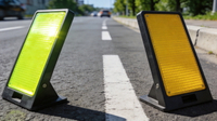 //inrorwxhlmlnlj5p.ldycdn.com/cloud/poBpnKnklrSRmlpljkoqkp/Fluorescent-Yellow-Green-And-Standard-Yellow-Road-Reflectors.jpg